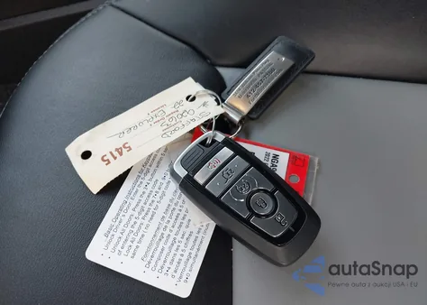 2022 Ford Explorer Xlt z USA, uszkodzony, nr VIN 1FMSK8DH3NGA98100